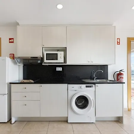 Apartamento Encosta Do Vau T2 アパート ポルティマン