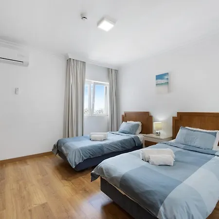 Apartamento Encosta Do Vau T2 アパート ポルティマン